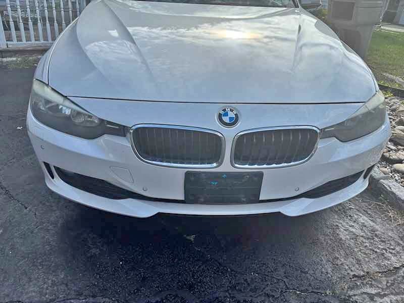 2016 BMW 3 Series - 320i xDrive Sedan 4D