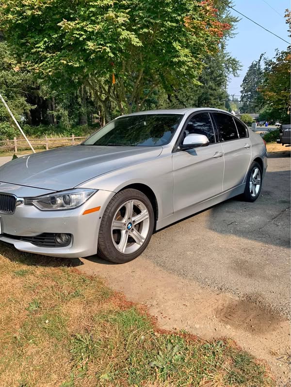 2013 BMW 3 Series - 328i xDrive Sedan 4D