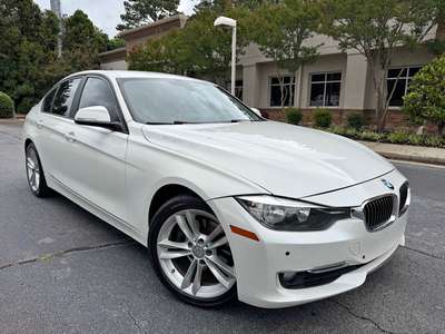 2013 BMW 3 Series - 320i Sedan 4D