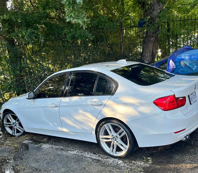 2014 BMW 3 Series - 328i Sedan 4D