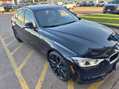 2017 BMW 3 Series - 330i Sedan 4D