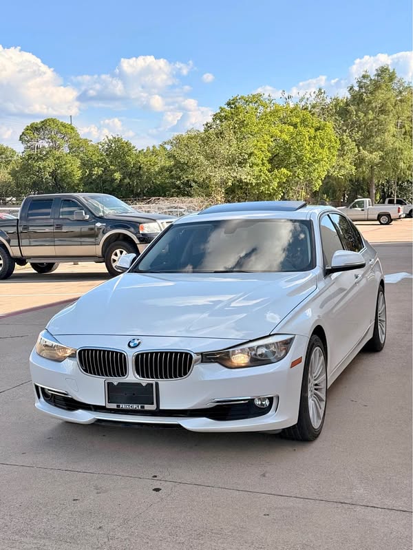 2012 BMW 3 Series - 328i Sedan 4D