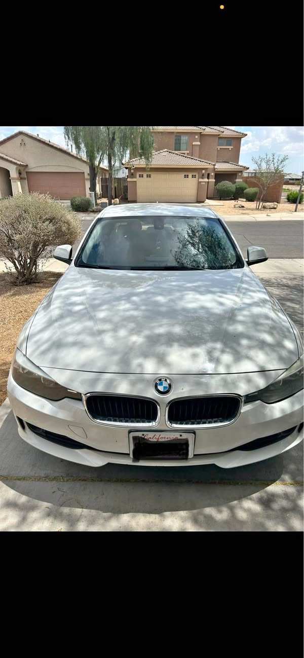 2015 BMW 3 Series - 320i Sedan 4D