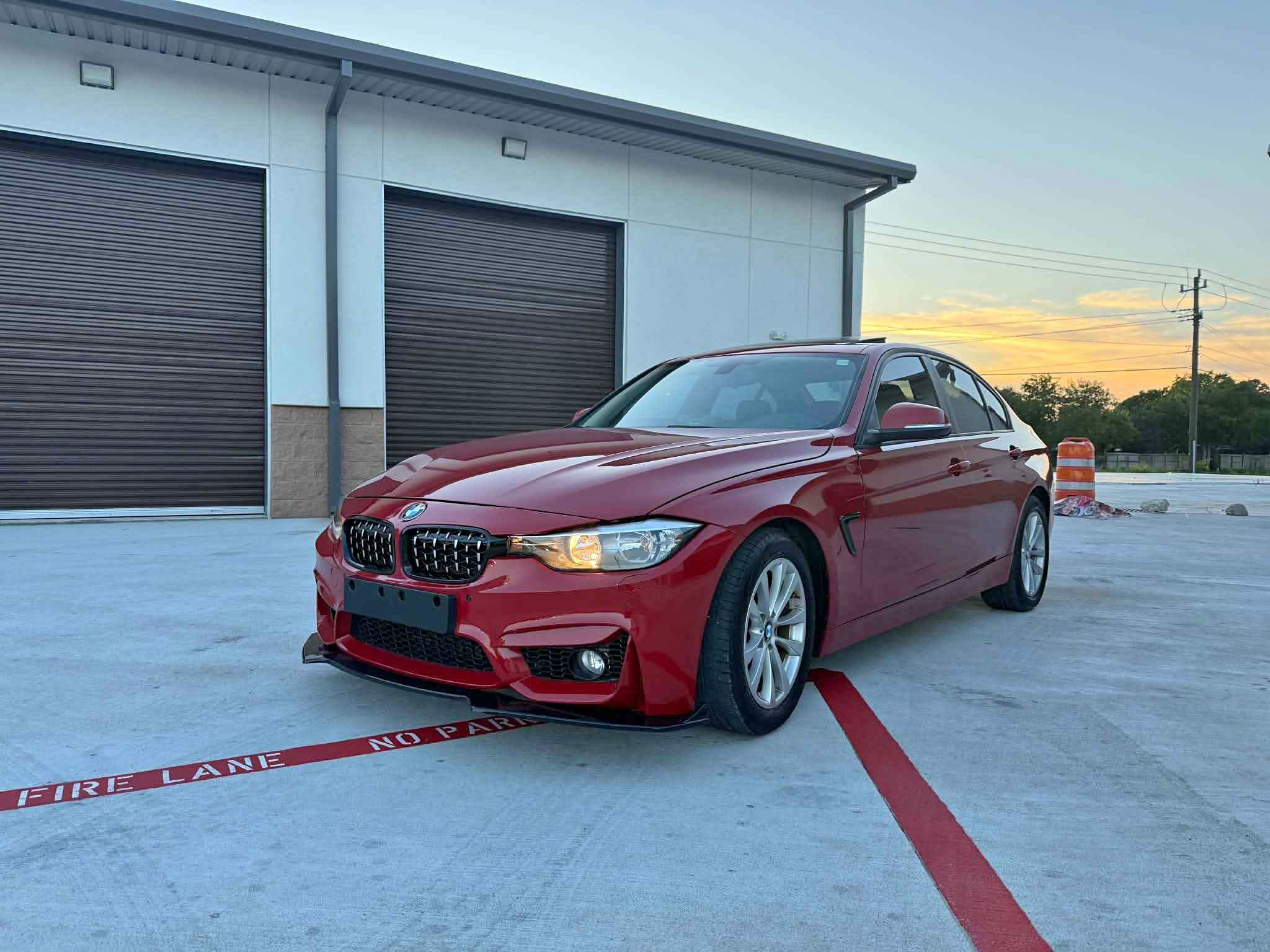 2016 BMW 3 Series - 320i xDrive Sedan 4D