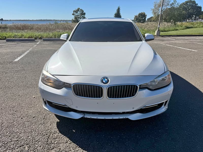 2014 BMW 3 Series - 328i xDrive Sedan 4D