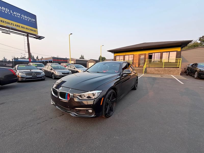 2016 BMW 3 Series - 328i xDrive Sedan 4D