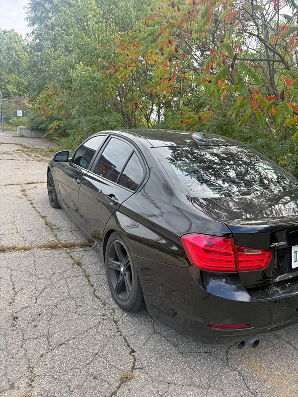 2015 BMW 3 Series - 328i xDrive Sedan 4D