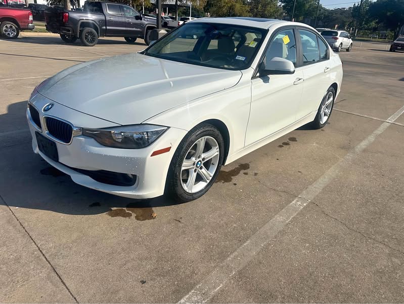 2014 BMW 3 Series - 320i xDrive Sedan 4D