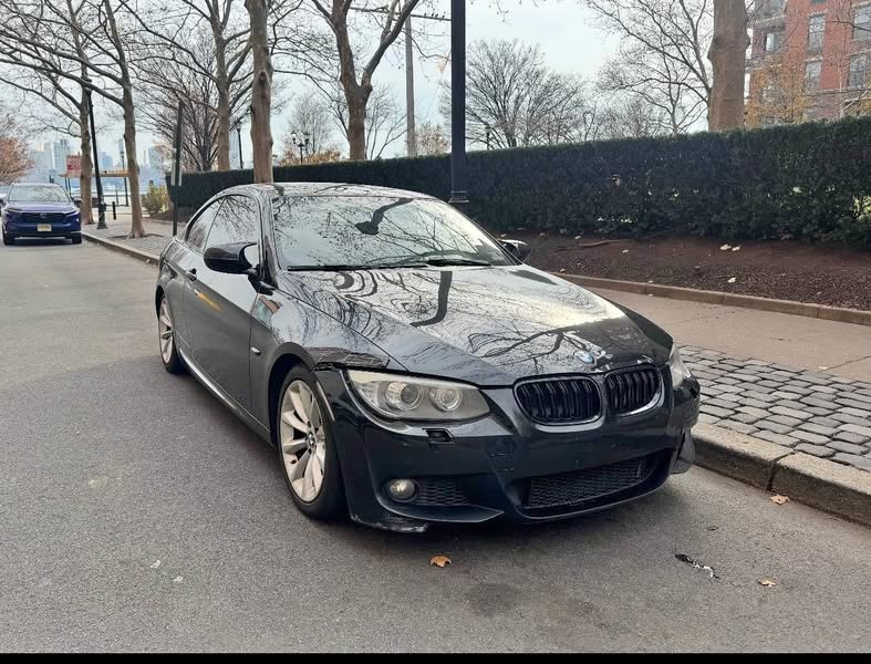2013 BMW 3 Series - 328i xDrive Coupe 2D