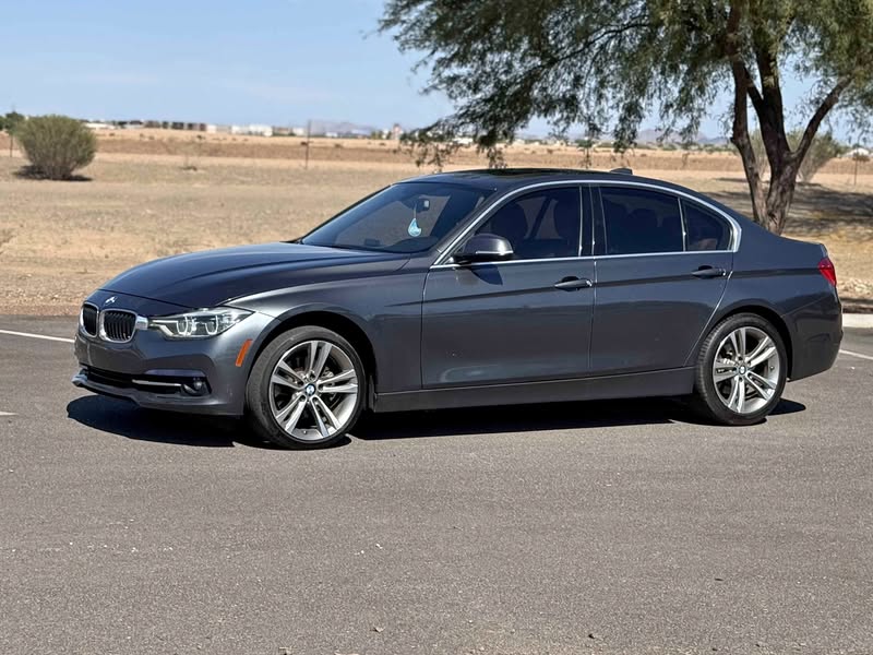 2017 BMW 3 Series - 330i Sedan 4D