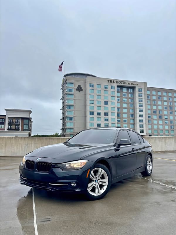 2016 BMW 3 Series - 328i M Sport 4D