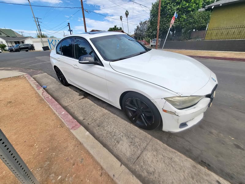 2013 BMW 3 Series - 328i Sedan 4D