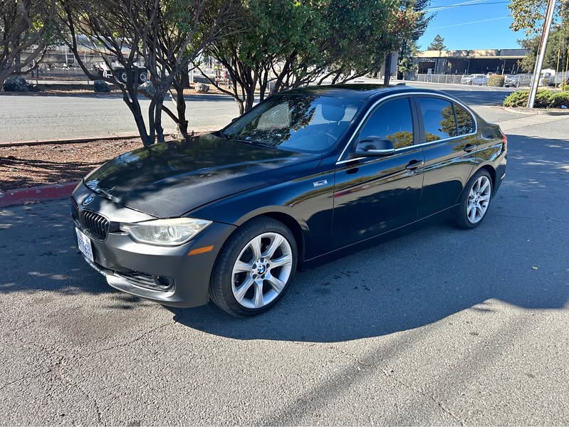 2015 BMW 3 Series - 328i Sedan 4D