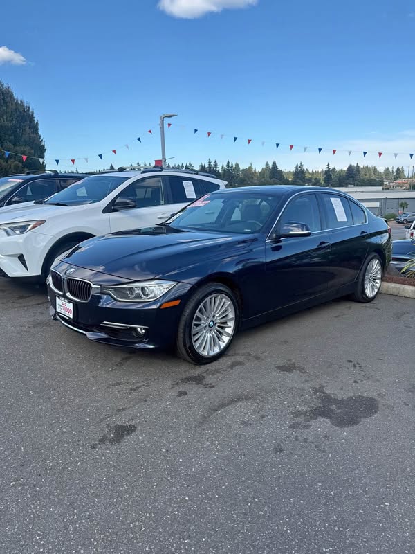 2015 BMW 3 Series - 328i xDrive Sedan 4D