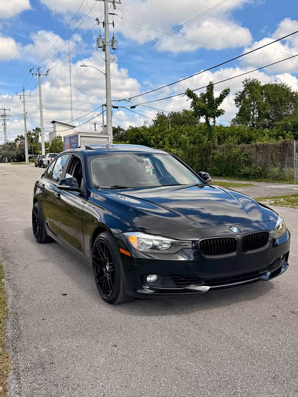 2015 BMW 3 Series - 328i Sedan 4D