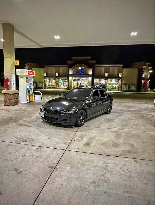 2015 BMW 3 Series - 328i Sedan 4D