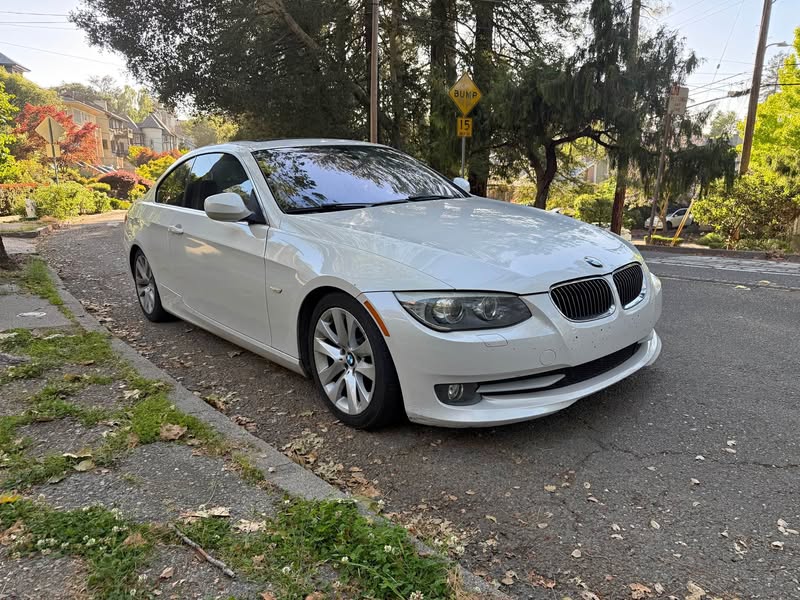 2012 BMW 3 Series - 328i Coupe 2D