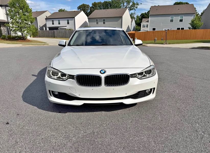 2013 BMW 3 Series - 328i Gran Turismo xDrive Sedan 4D