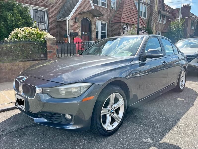 2013 BMW 3 Series - 328i xDrive Sedan 4D