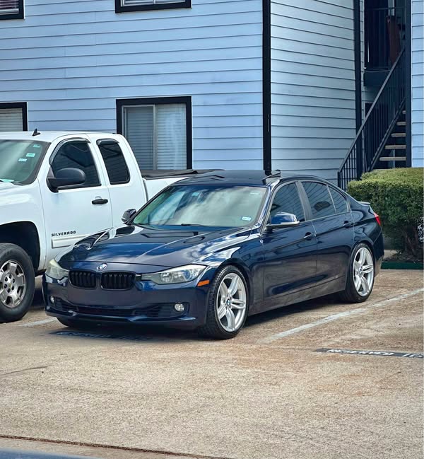 2012 BMW 3 Series - 328i Sedan 4D