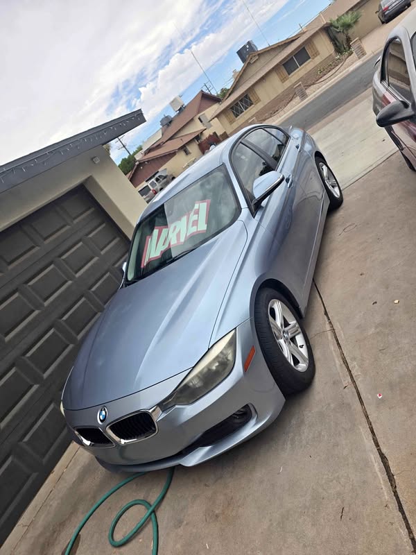 2014 BMW 3 Series - 320i xDrive Sedan 4D