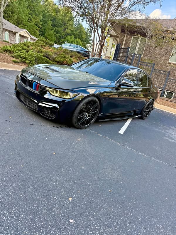 2016 BMW 3 Series - 328i Sedan 4D