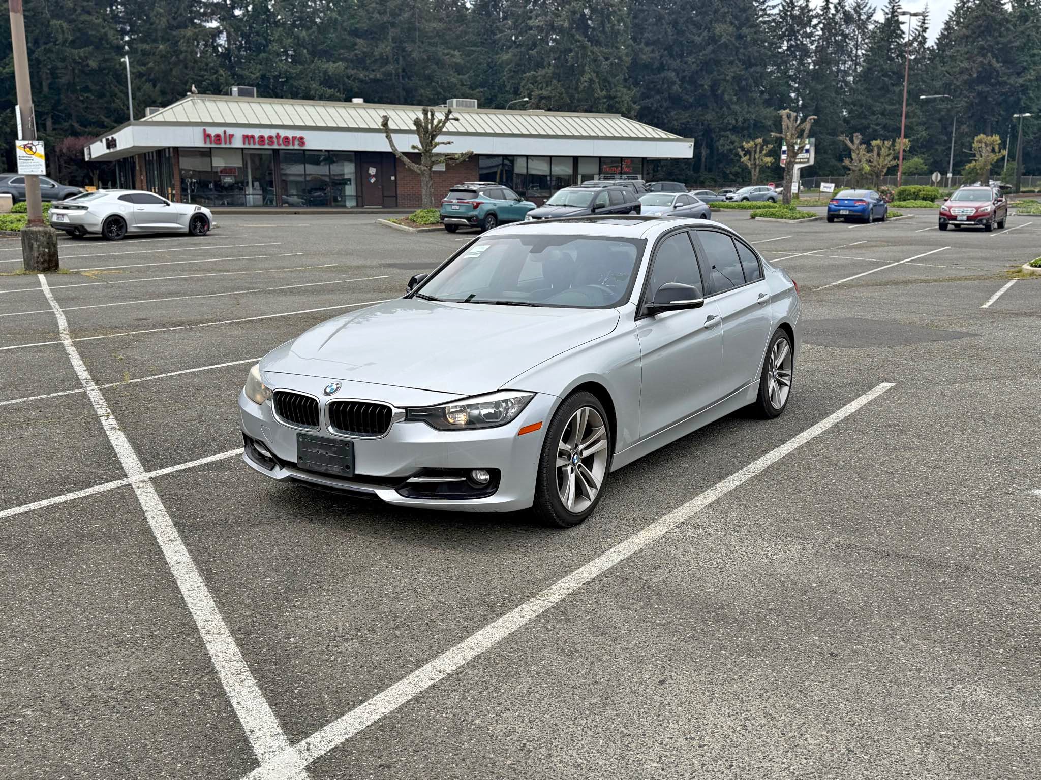 2012 BMW 3 Series - 318i Sedan 4D