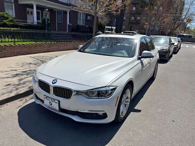 2017 BMW 3 Series - 330i xDrive Sedan 4D