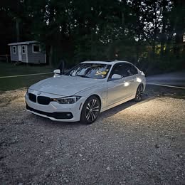 2018 BMW 3 Series - 330e iPerformance Sedan 4D
