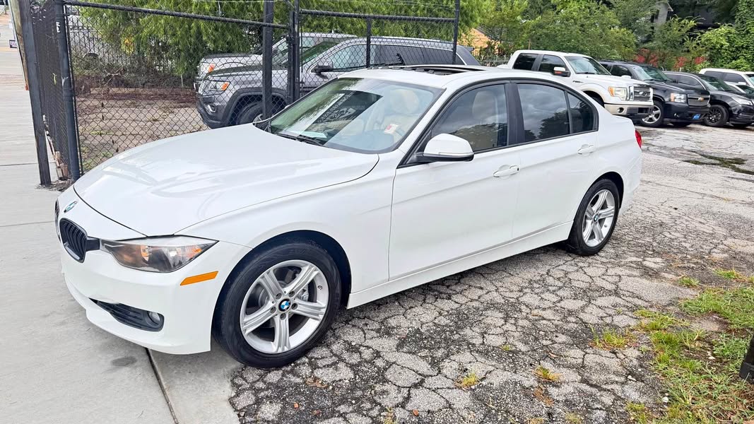 2014 BMW 3 Series - 328i xDrive Sedan 4D