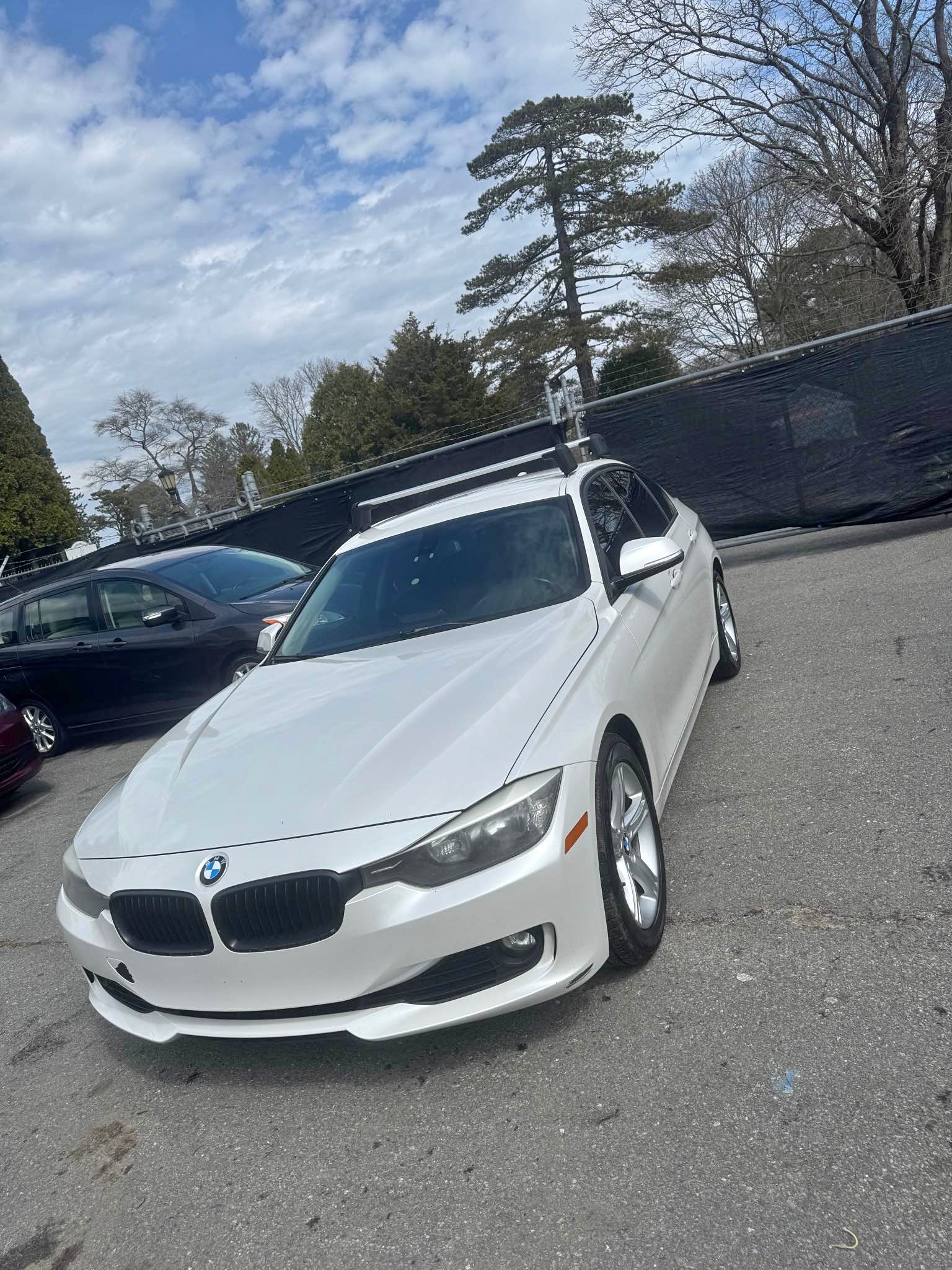 2014 BMW 3 Series - 320i Sedan 4D