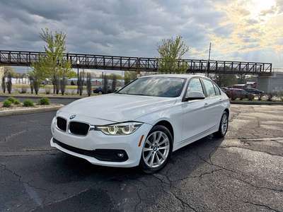 2018 BMW 3 Series - 320i xDrive Sedan 4D