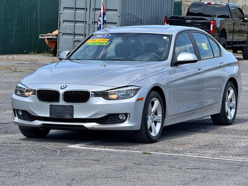 2013 BMW 3 Series - 328i xDrive Sedan 4D
