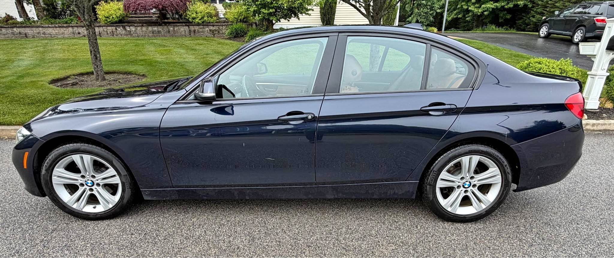 2016 BMW 3 Series - 328i xDrive Sedan 4D