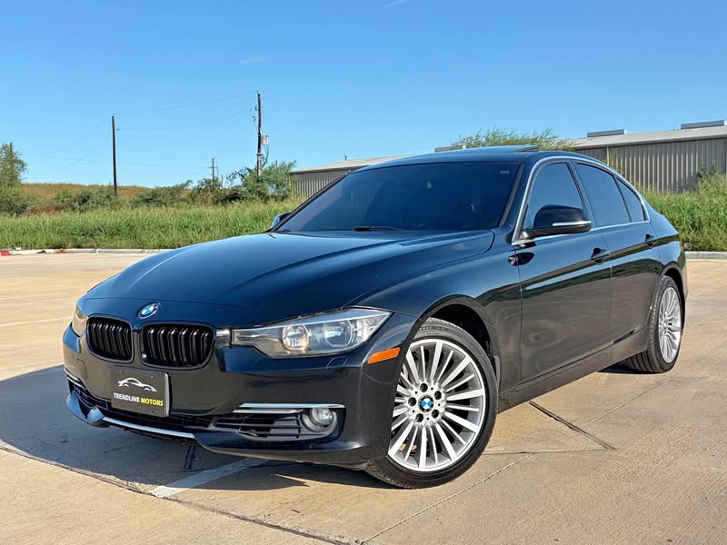 2013 BMW 3 Series - 328i xDrive Sedan 4D