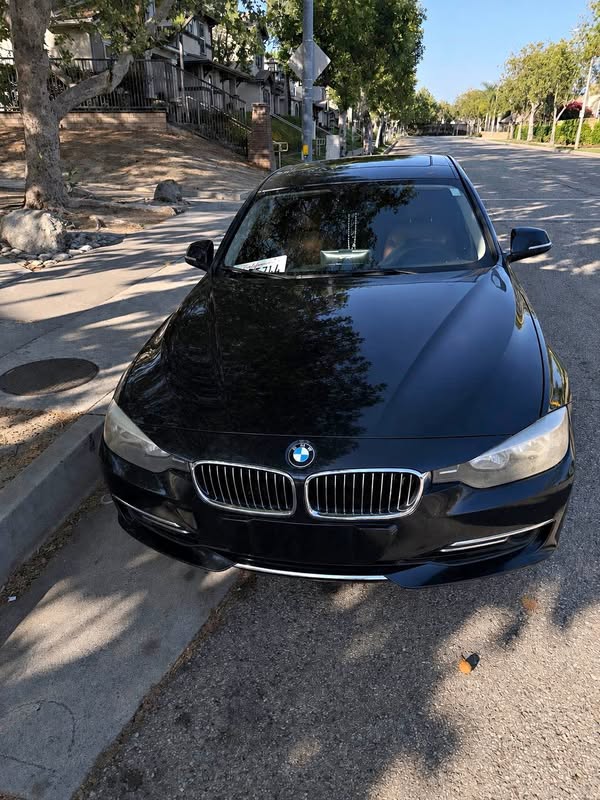 2012 BMW 3 Series - 328i Sedan 4D