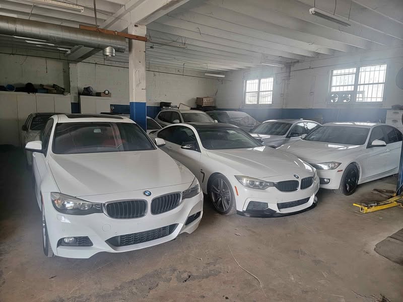 2016 BMW 3 Series - 328i Sedan 4D