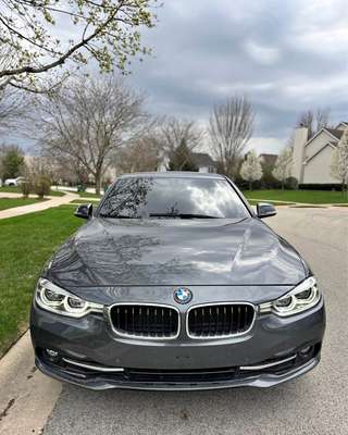 2017 BMW 3 Series - 330i xDrive Sedan 4D