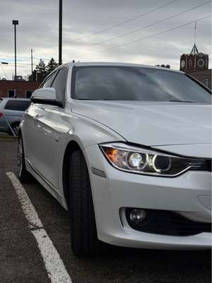 2013 BMW 3 Series - 328i xDrive Sedan 4D