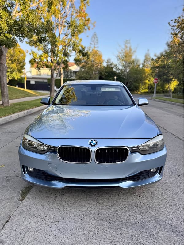 2012 BMW 3 Series - 328i Sedan 4D