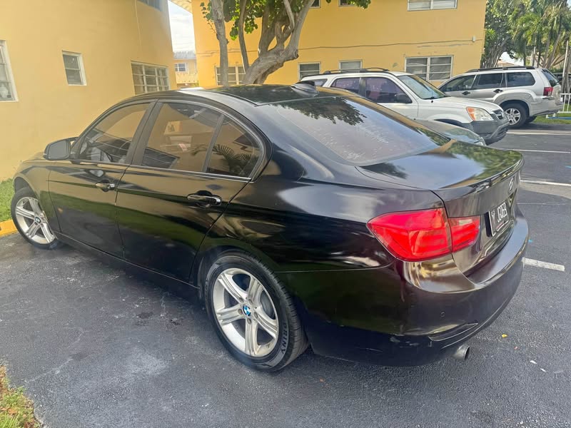 2015 BMW 3 Series - 320i Sedan 4D
