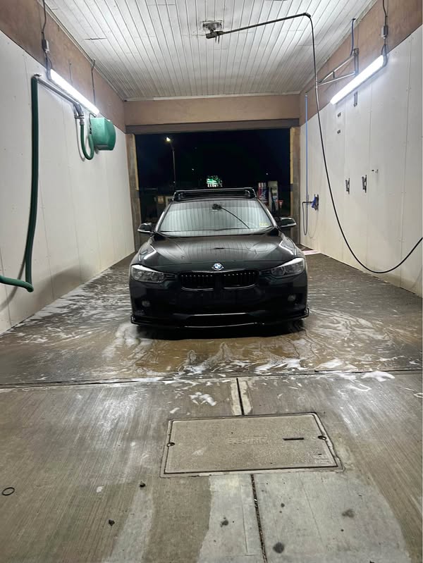 2013 BMW 3 Series - 320i Sedan 4D