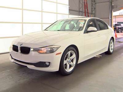 2015 BMW 3 Series - 320i xDrive Sedan 4D