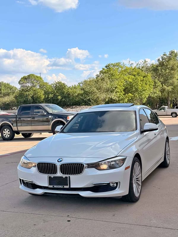 2012 BMW 3 Series - 328i Sedan 4D