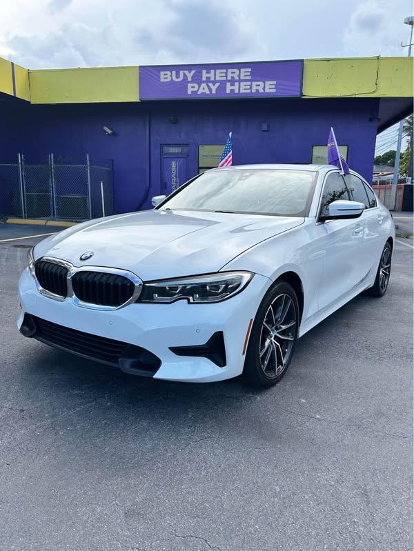 2019 BMW 3 Series - 330i xDrive Sedan 4D