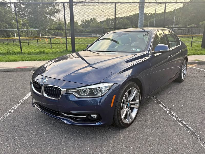 2017 BMW 3 Series - 330i xDrive Sedan 4D
