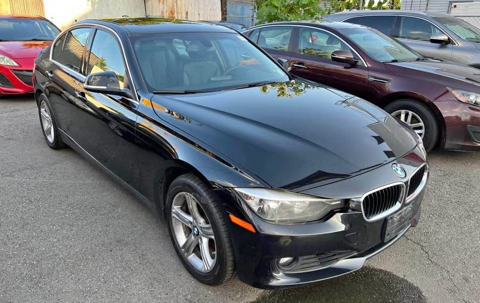 2015 BMW 3 Series - 328i Sedan 4D