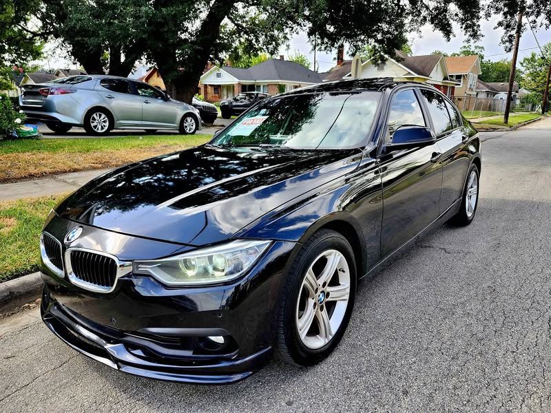 2016 BMW 3 Series - 328i Sedan 4D
