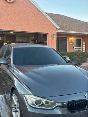 2013 BMW 3 Series - 323i Sedan 4D