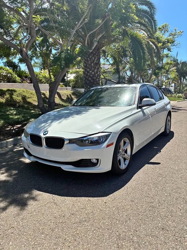 2012 BMW 3 Series - 328i Sedan 4D
